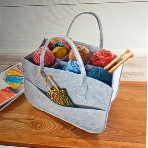 Fabulous  folding Divided yarn organizer bag. NIB!